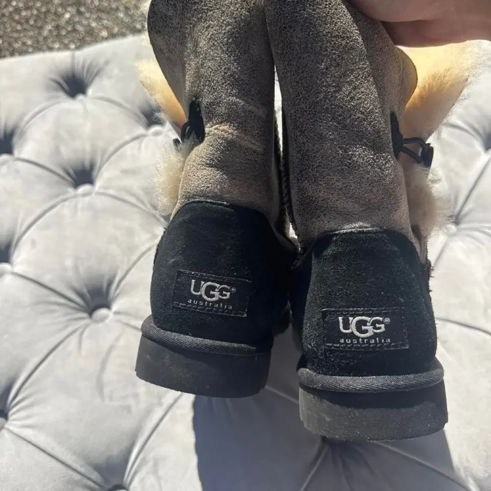 Vintage brown and black ugg boots